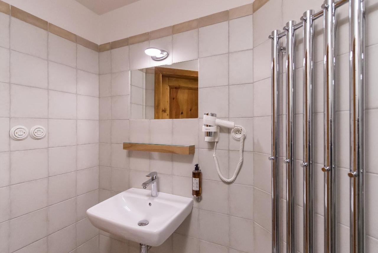 奥特斯特拉格酒店 Český Krumlov 外观 照片